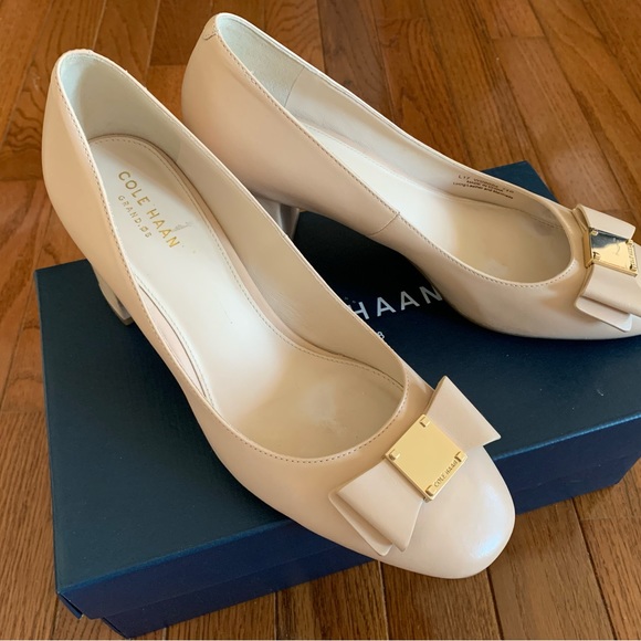 Cole Haan Tali Bow Pump - Picture 2 of 8